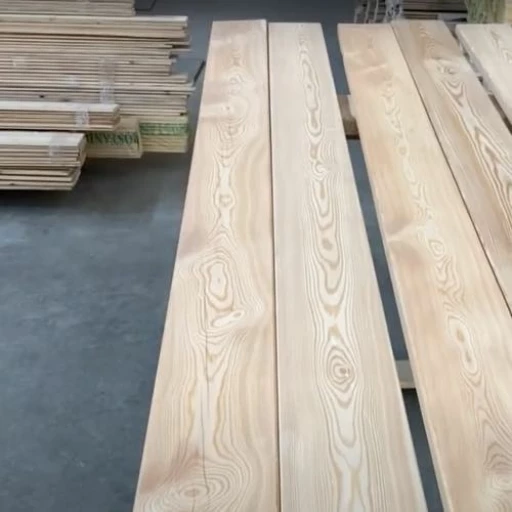 Доска террасная лиственница гладкая 45*90*4000, сорт АВС (0,36м2)